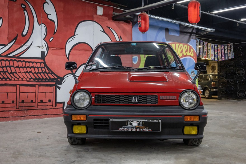 Дерзкий моторчик и мопед в комплекте: опыт владения Honda City Turbo I 1982 года