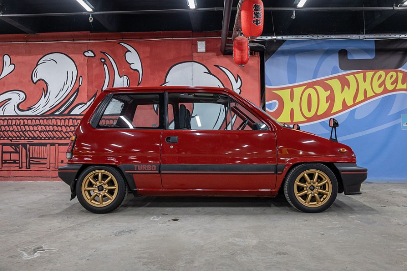 Дерзкий моторчик и мопед в комплекте: опыт владения Honda City Turbo I 1982 года